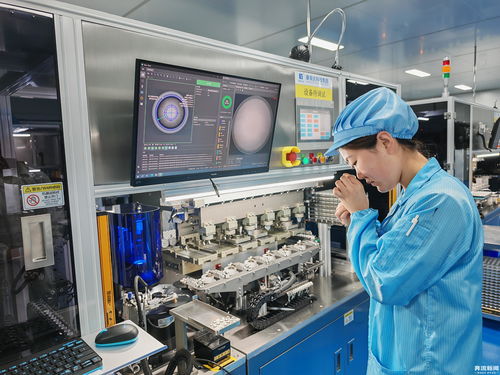 每5副美瞳就有1副甘肅造 90后海歸逆襲全球市場鳳凰網甘肅 鳳凰網